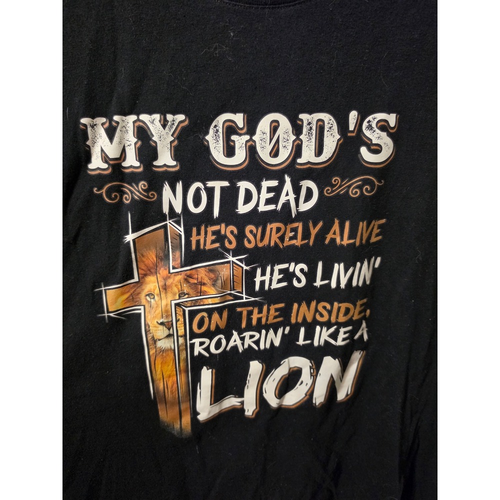 Gods Not Dead Christian Faith Lion Cross Graphic T-Shirt Large
